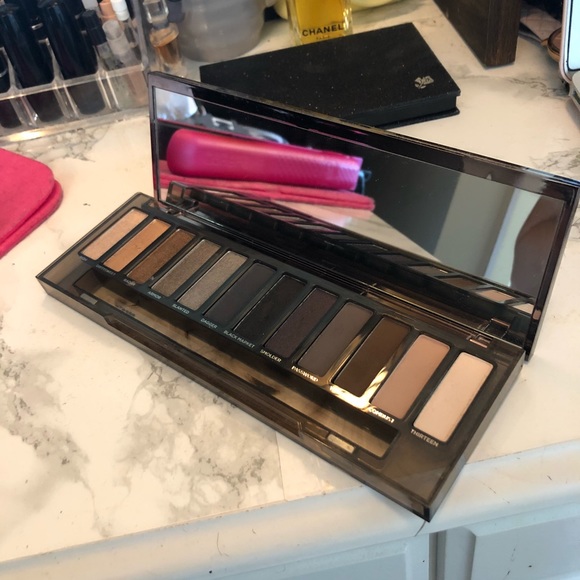 Naked urban decay smoky pallete - Picture 1 of 5
